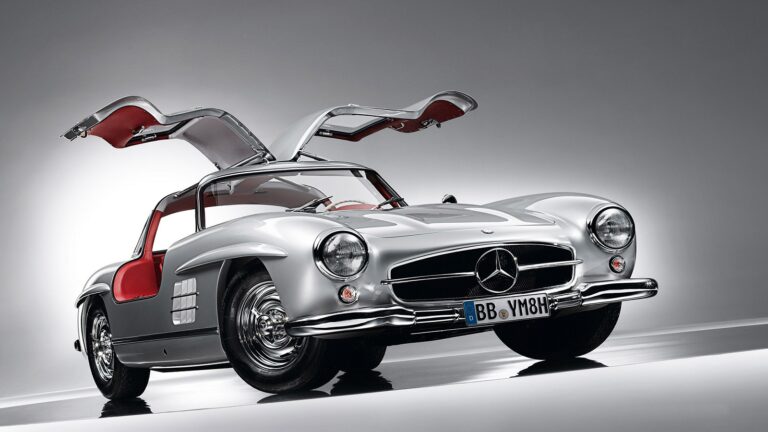 Rüya Otomobil: Mercedes-Benz 300SL Coupe