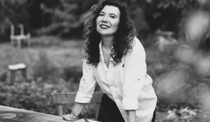 YeşerSarıyıldız3-photo_Memo Ömür.jpg